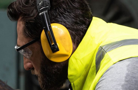 CHOOSING THE RIGHT HEARING PROTECTION